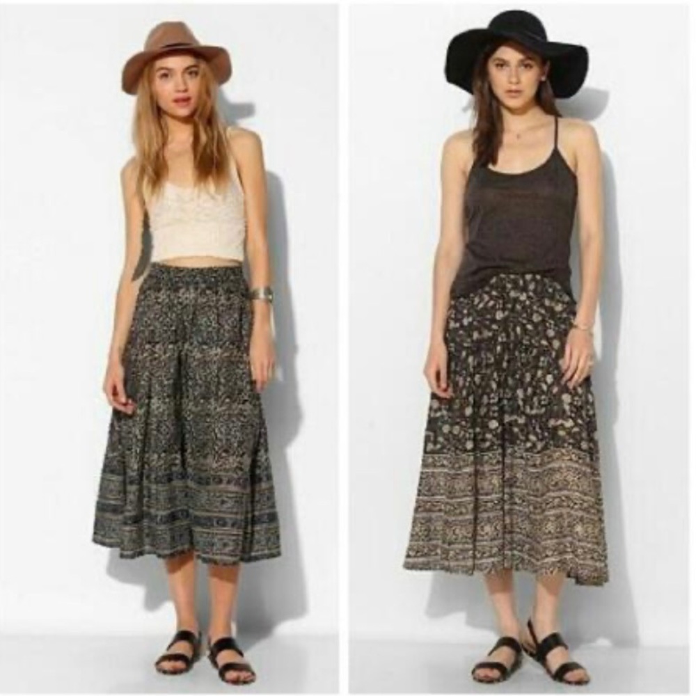 NWOT Urban Outfitters Band of Gypsies Cropped Large Wide Leg Multiprint Culottes